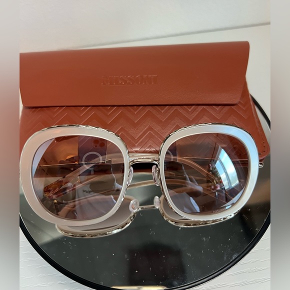 Missoni Accessories - Missoni sunglasses